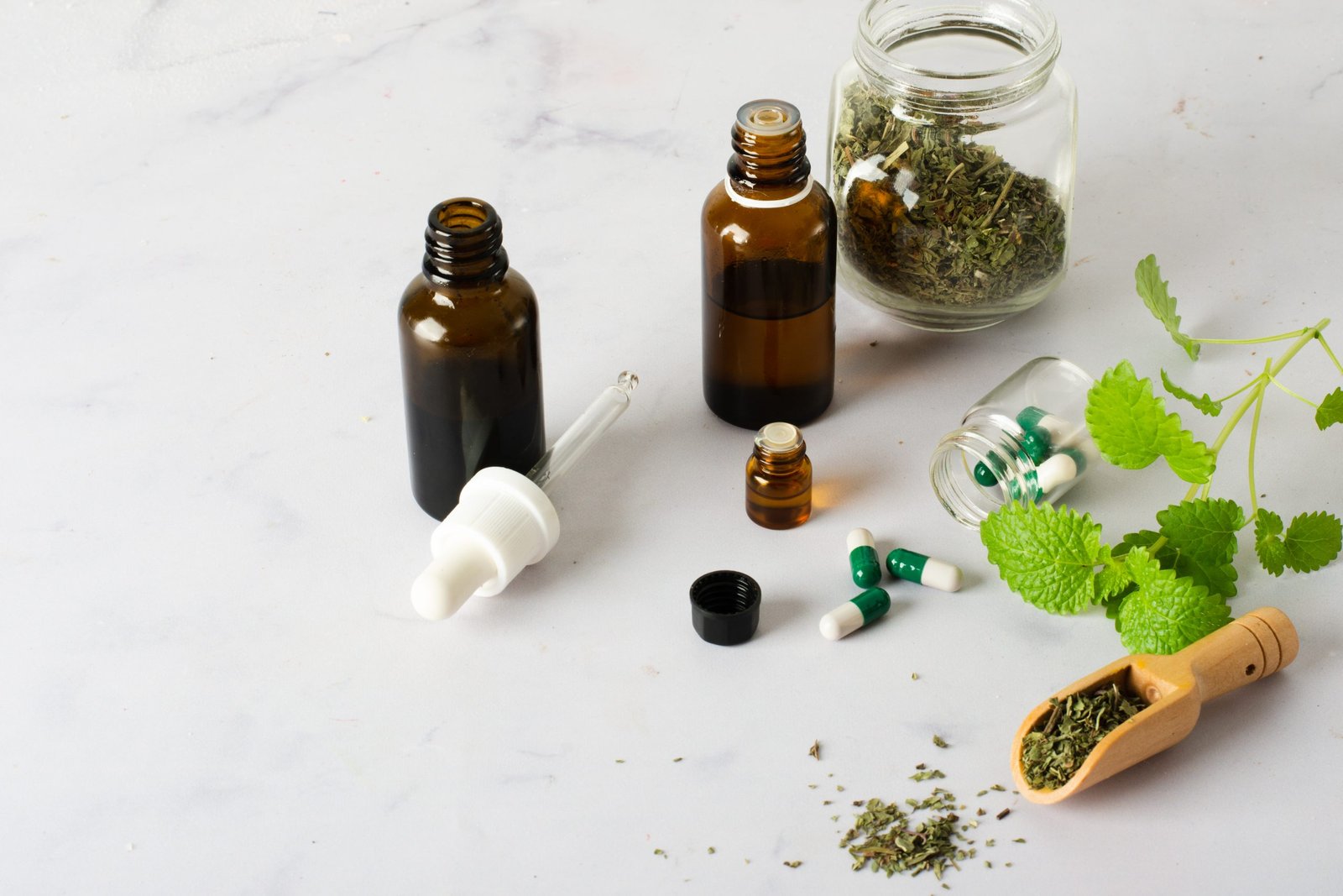 Natural vs. Synthetic Medicine: Which One Works Better for You? – Rehab near me